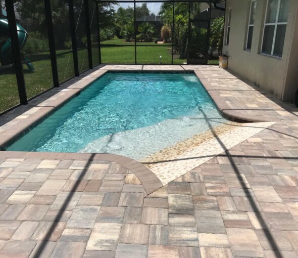 Zero Entry Pools & Spas-SoFlo Pool and Spa Builders of Port St. Lucie